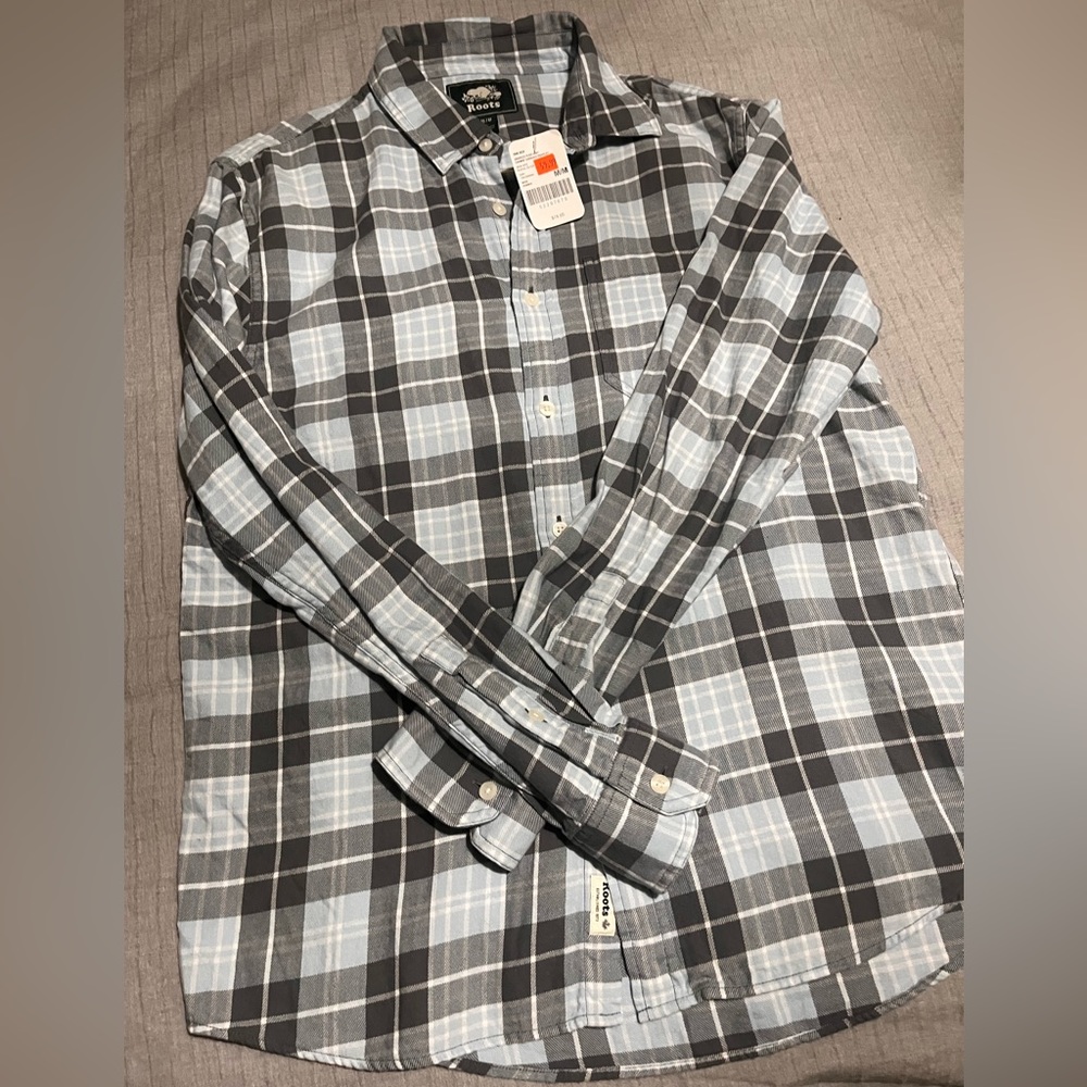 NWT Roots Graveley Paid shirt